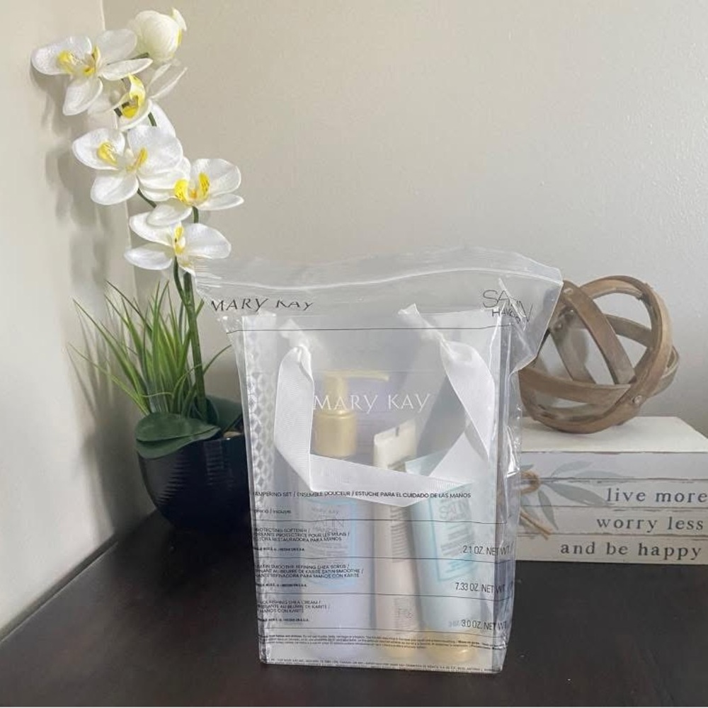 Mary Kay Satin Hand Set in a Transparent Bag